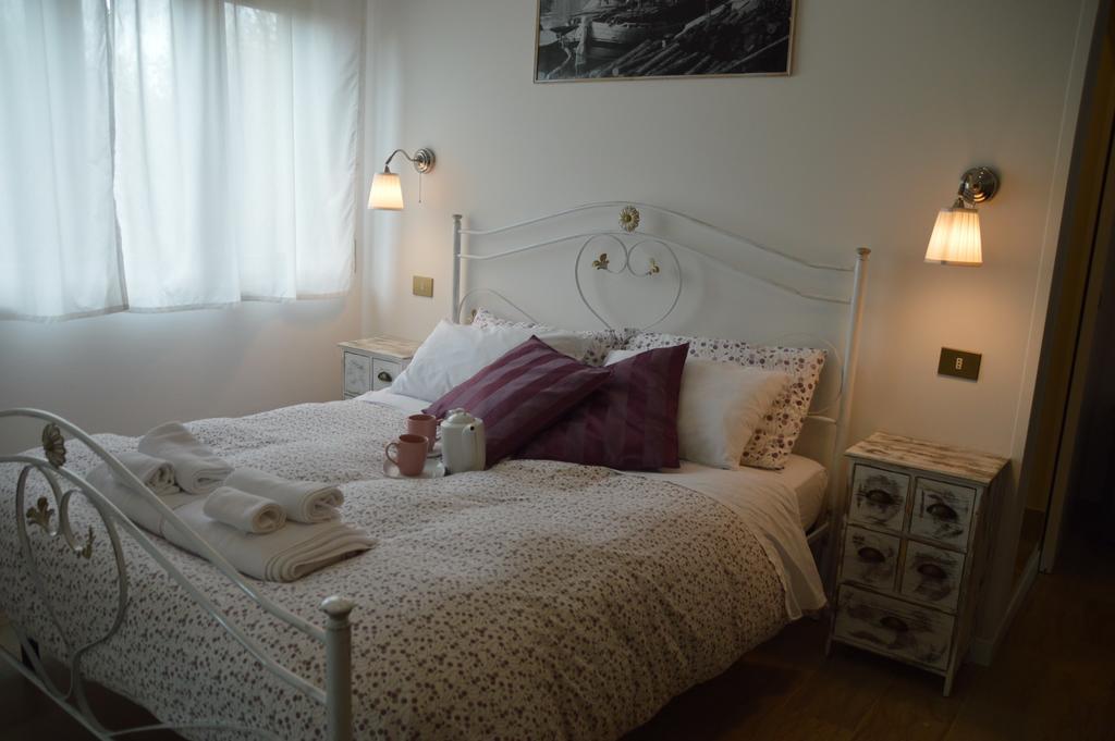 צ'יביטאנובה מארקה B&B In Villa מראה חיצוני תמונה